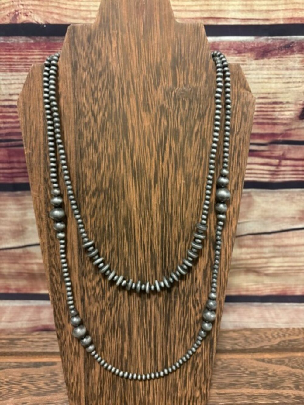 ISAC Handmade Western Graduated Silver-Tone Bead Necklace 22" NWT
